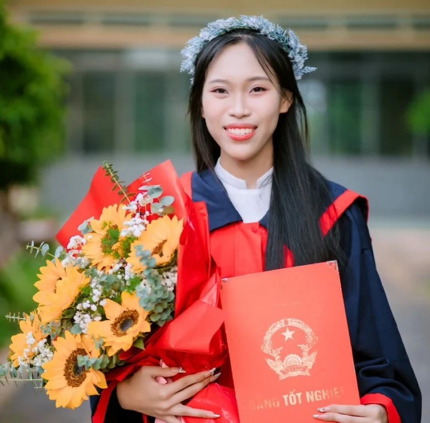 Thủ khoa kỳ thi tốt nghiệp THPT tỉnh Quảng Ngãi: Lấy cần cù bù thông minh