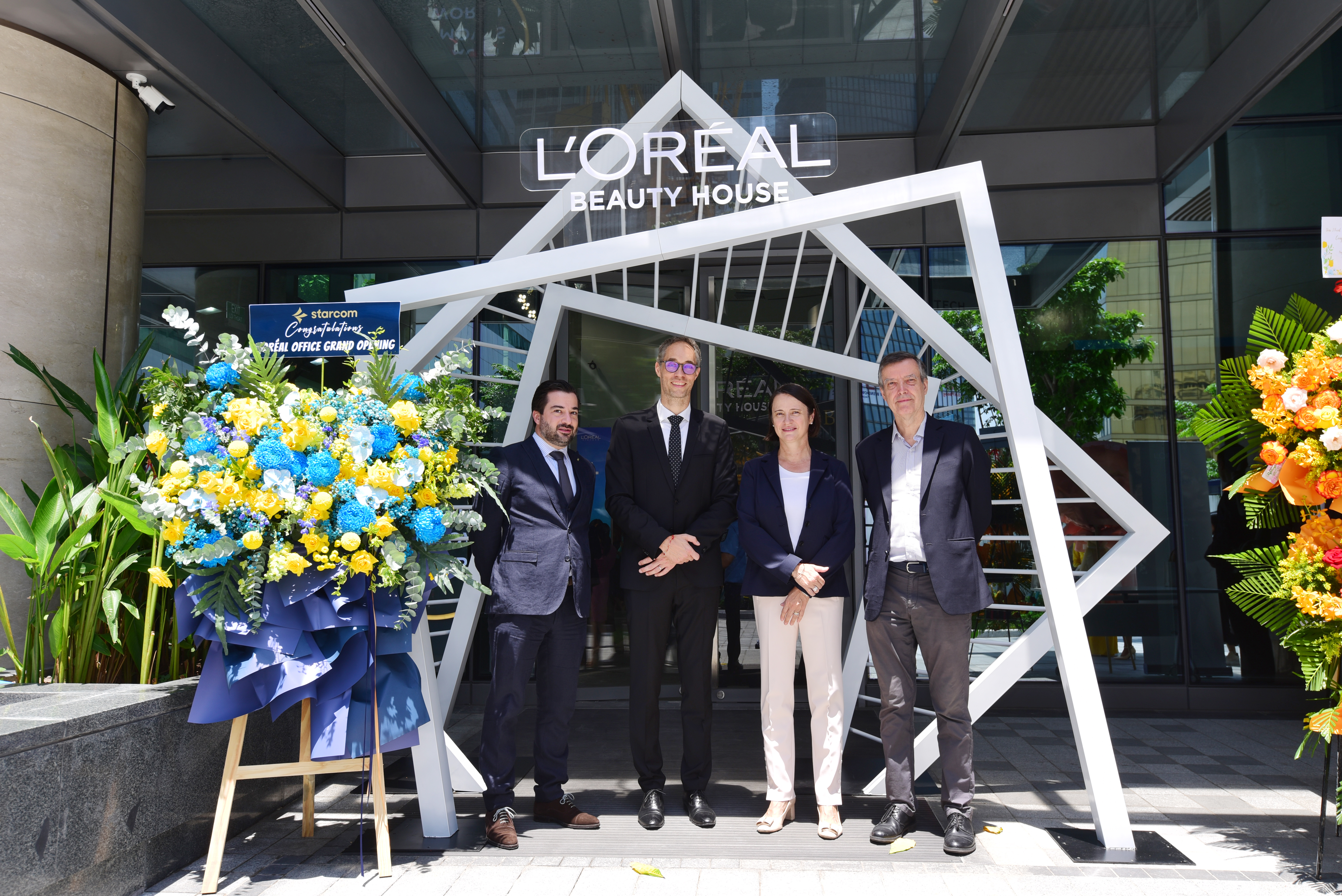 L’Oreal Việt Nam khai trương văn phòng mới