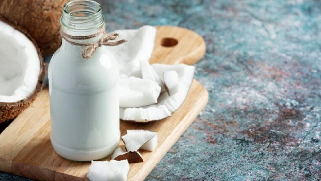 Cách làm sữa dừa đơn giản tại nhà