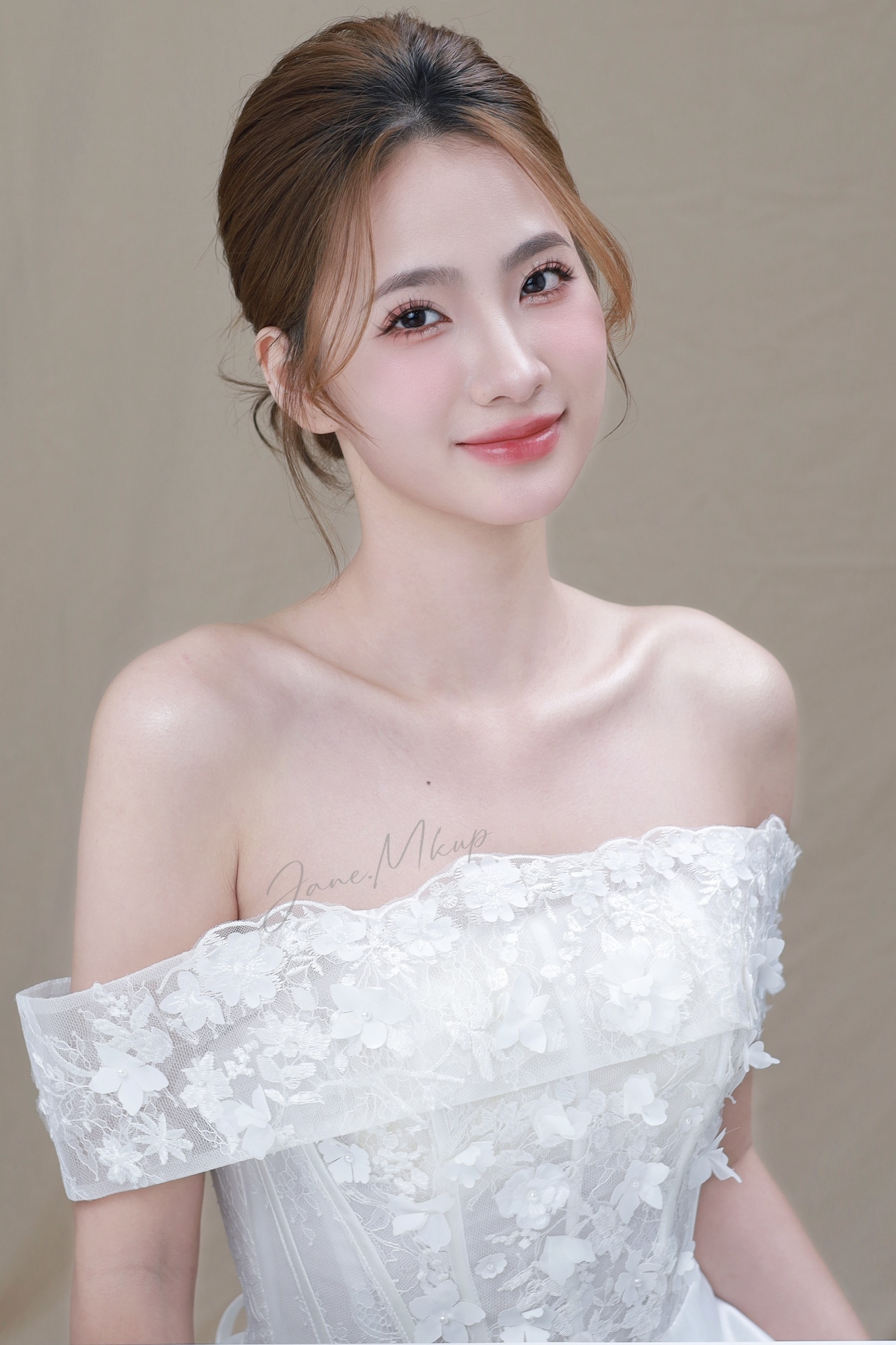 nghe-trang-diem-z5756094362288b86c68fea7a56a33975a1c15b28dd2c9-172436927503568807962.jpg