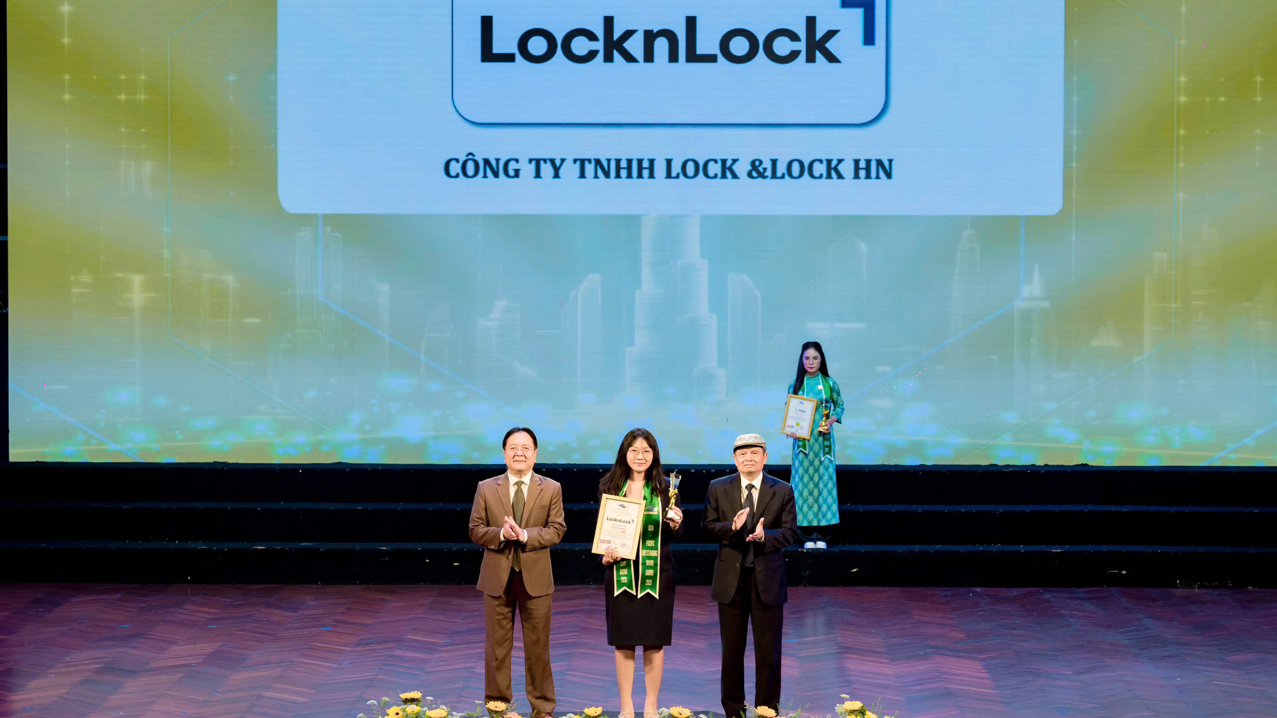 Không ngừng vươn xa, LocknLock ghi tên Top 10 Thương hiệu Tiêu biểu Châu Á – Thái Bình Dương 2025