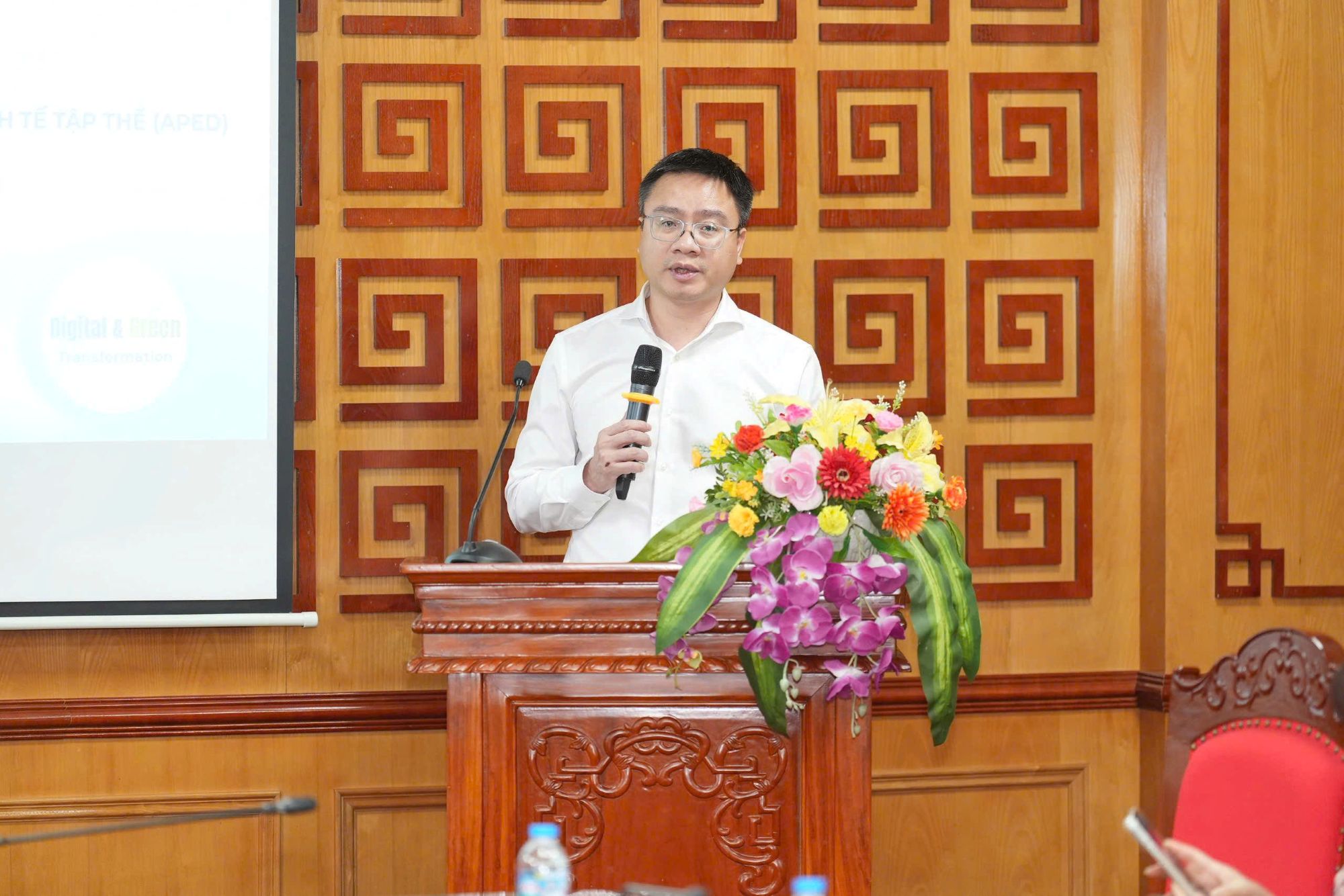 Ông Nguyễn Đức Trung - Phó cục trưởng Cục Phát triển doanh nghiệp tư nhân và kinh tế tập thể phát biểu khai mạc Hội thảo.