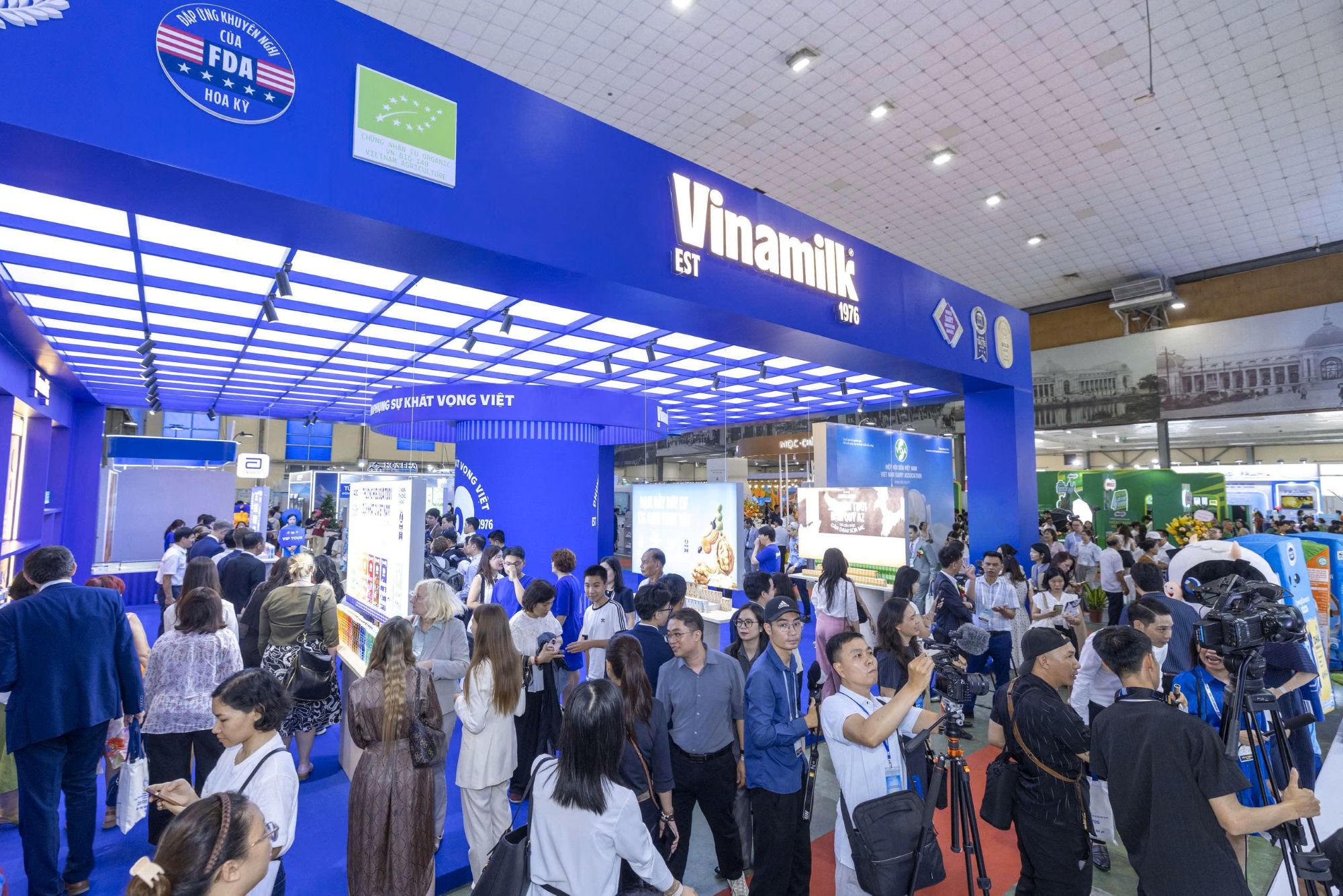 Gian hàng của Vinamilk tại triển lãm.