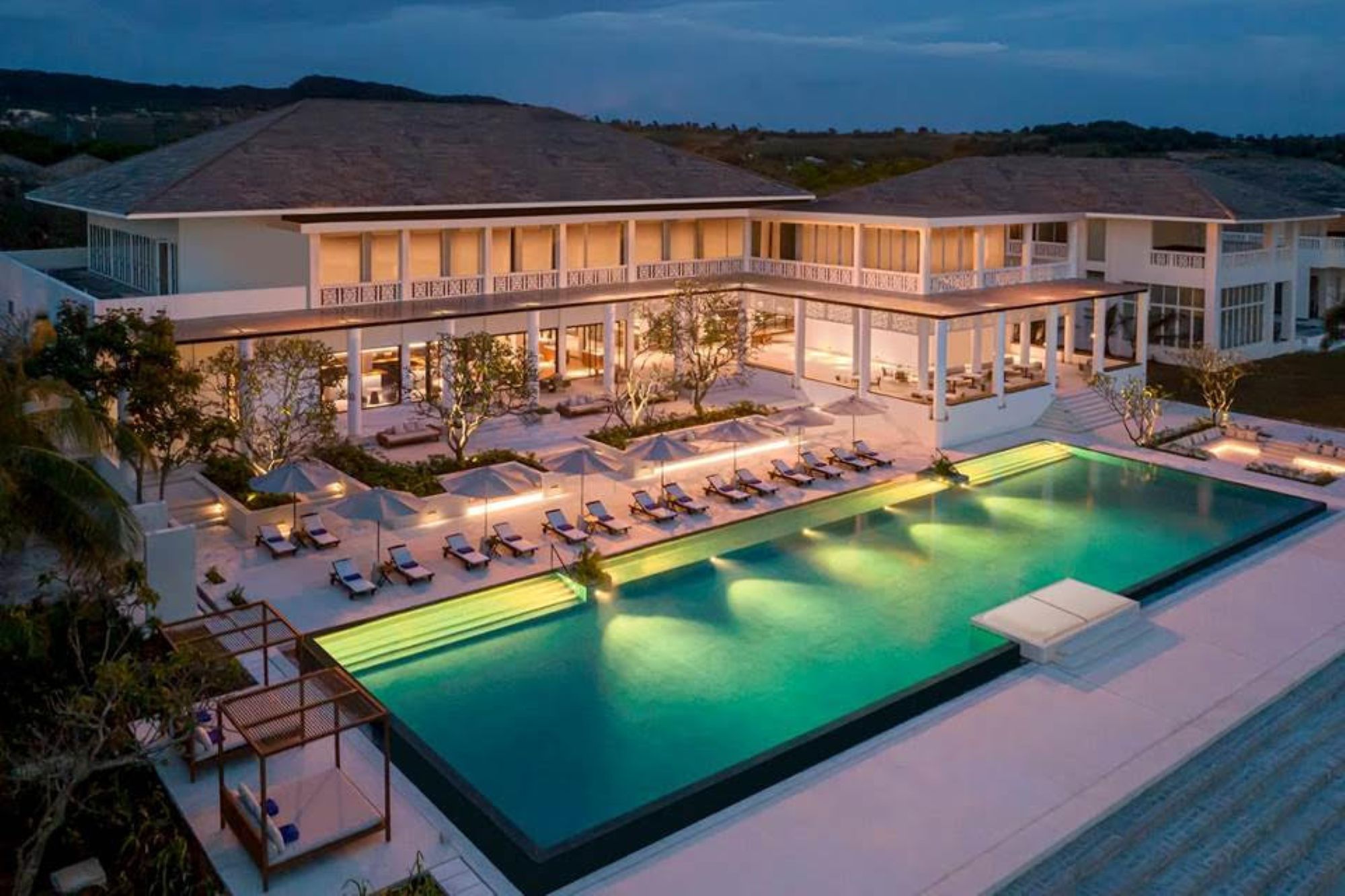 Azerai Kê Gà Bay giành vị trí thứ 5 trong Top 10 “Khách sạn Tốt nhất tại các Thành phố vừa và nhỏ của Việt Nam”.