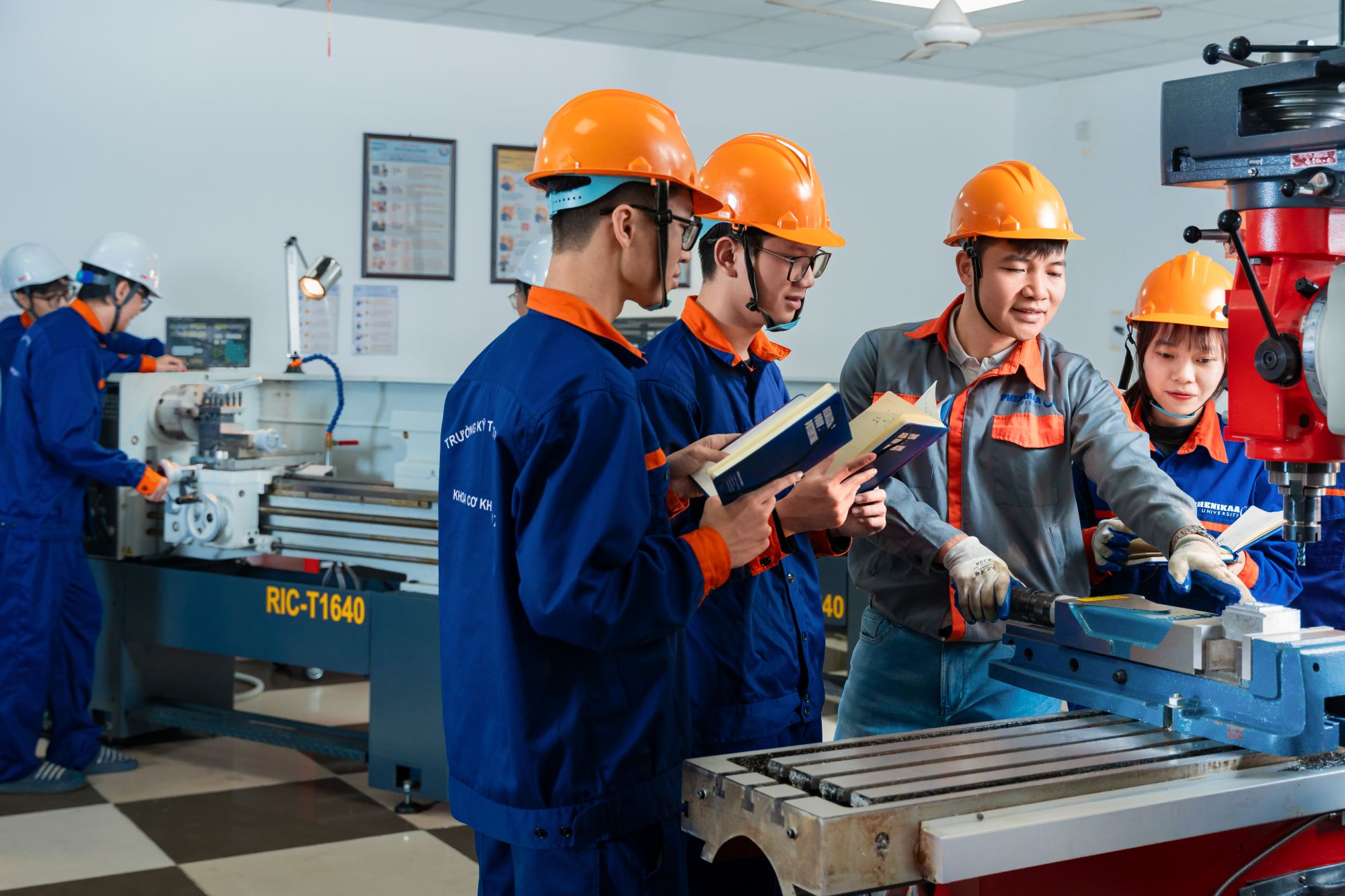 Đại học Phenikaa hiện phát triển hệ sinh thái kết nối giữa đại học, viện nghiên cứu, doanh nghiệp và bệnh viện