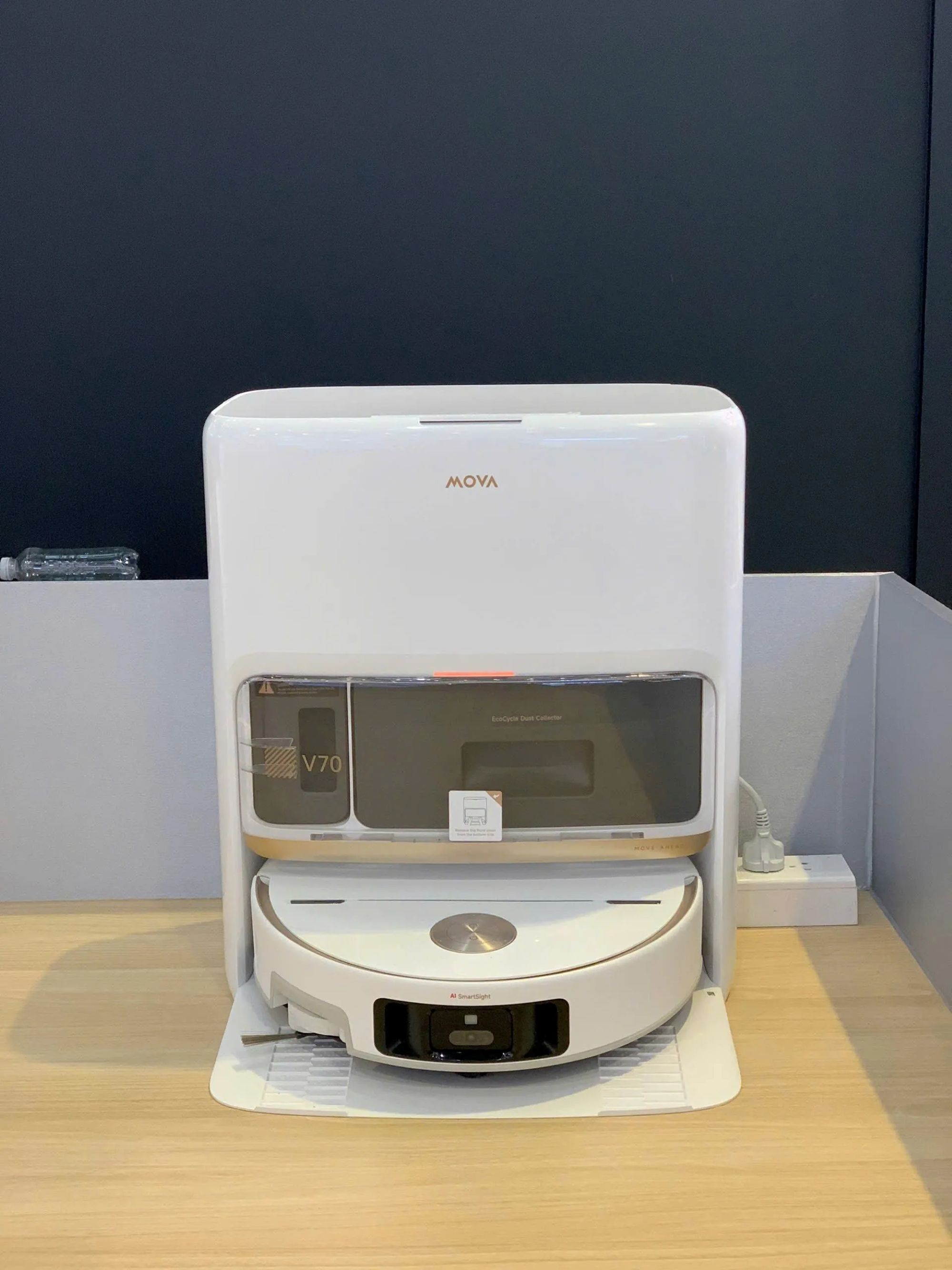 MOVA V70 Ultra Complete.