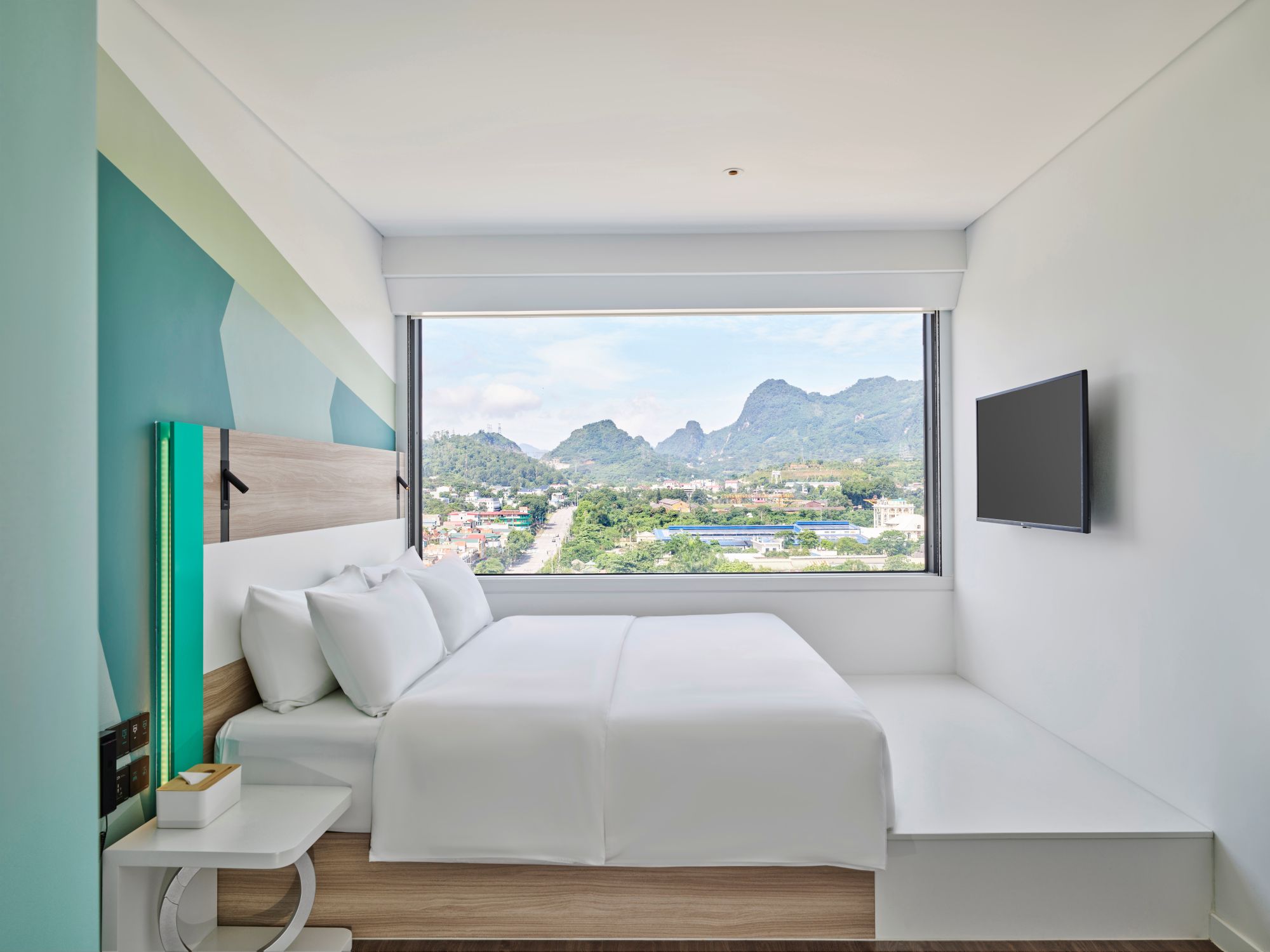 Tru by Hilton Hoa Binh City Center