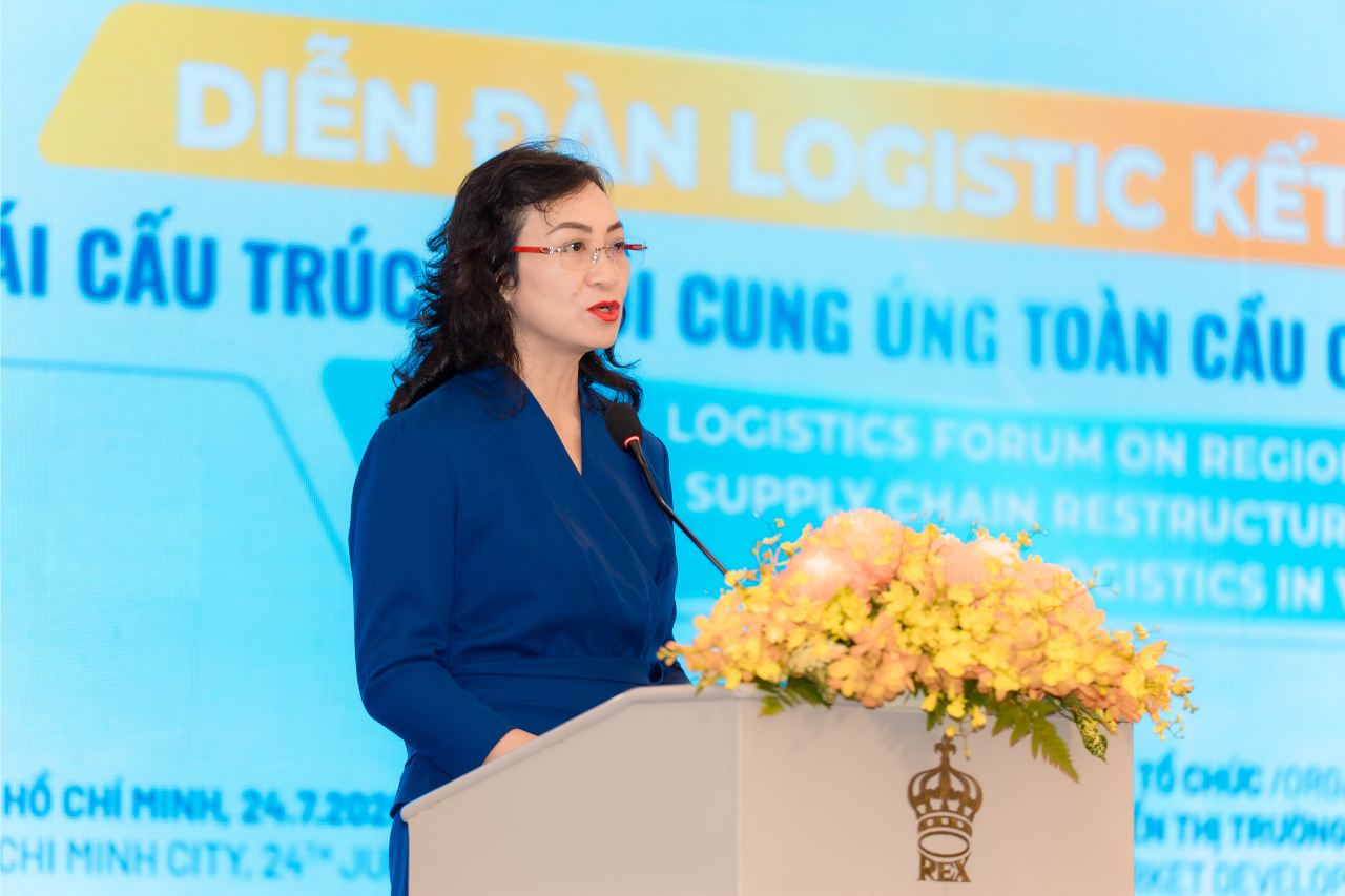 logistics việt nam Thứ trưởng Bộ Công Thương Phan Thị Thắng phát biểu tại diễn đàn. Ảnh: BTC