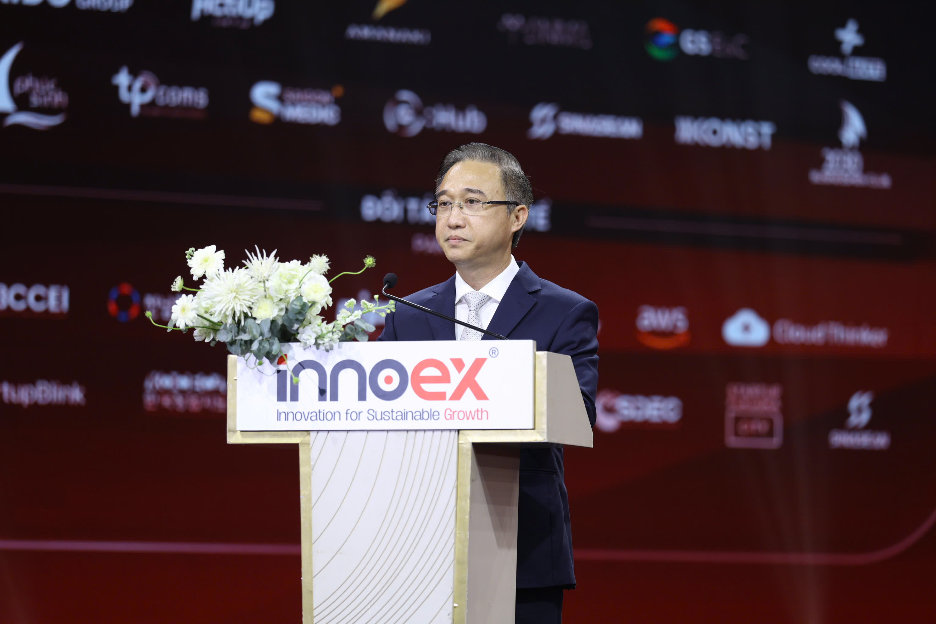 Ông Đặng Minh Thông, Phó bí thư Thành ủy TP.HCM, phát biểu tại lễ khai mạc InnoEx 2026