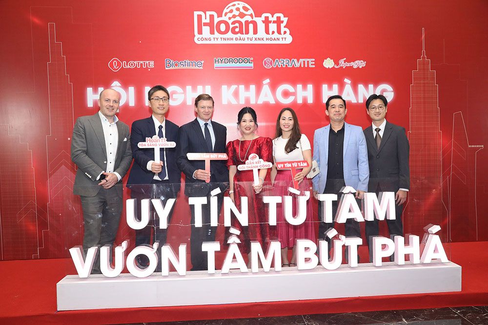 Hoan TT giới thiệu loạt sản phẩm mới năm 2023