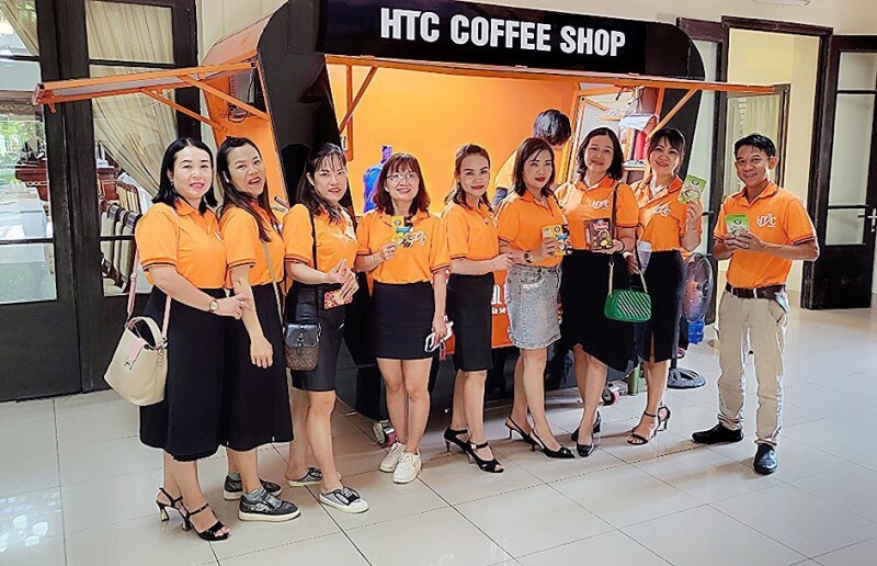 627-cafe-htc-2.jpg