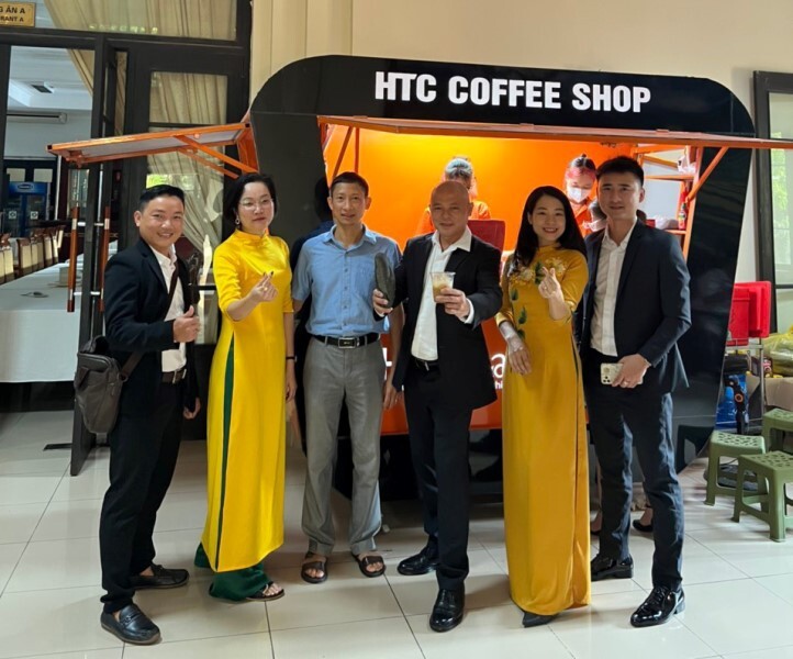 628-cafe-htc.jpg