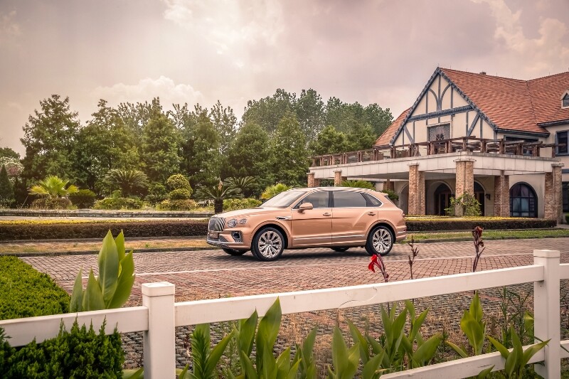 804-bentayga-ewb-truc-co-so-keo-dai.jpg