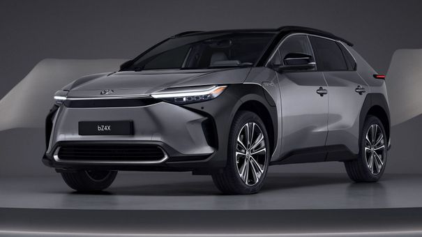 Vì sao Toyota liên tục lần lữa với xe thuần điện?
