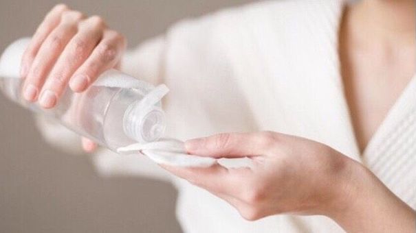Những lưu ý khi sử dụng nước tẩy trang để tránh da bị tổn thương