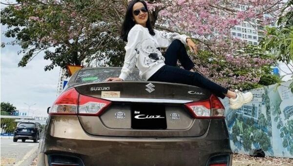 Không theo số đông trải nghiệm nhiều dòng xe, nữ khách hàng chỉ mê Suzuki Ciaz