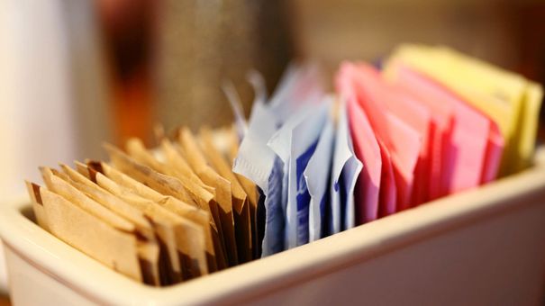 Chất làm ngọt nhân tạo có thể làm tăng nguy cơ mắc bệnh tim và đột quỵ