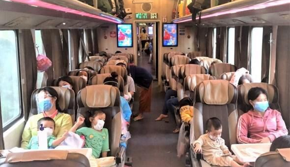 Đường sắt miễn, giảm giá vé tàu Tết dành cho trẻ em