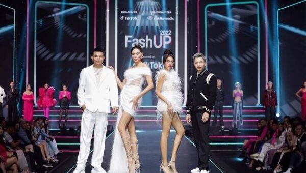 Gala Night FashUP 2022 by TikTok: 