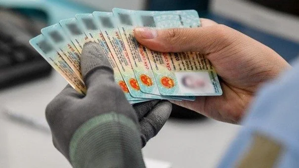 Hà Nội bỏ yêu cầu CCCD, sổ hộ khẩu trong thủ tục hành chính