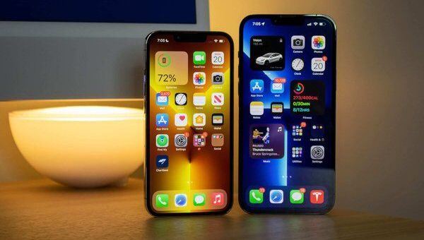 iPhone 13 Pro Max, Galaxy Z Fold3, iPhone 12... đồng loạt rớt giá mạnh