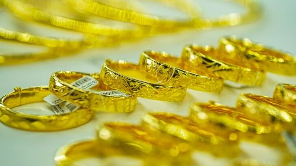 Giá vàng hôm nay 6/10: Giá vàng 9999 neo cao