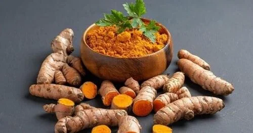 Dùng củ nghệ sai cách có thể gây hại cho sức khỏe của gan