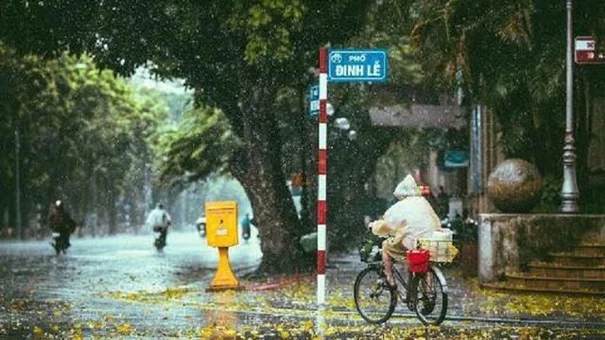 Dự báo thời tiết ngày 18/11/2022: Hà Nội có mưa, sương mù rải rác