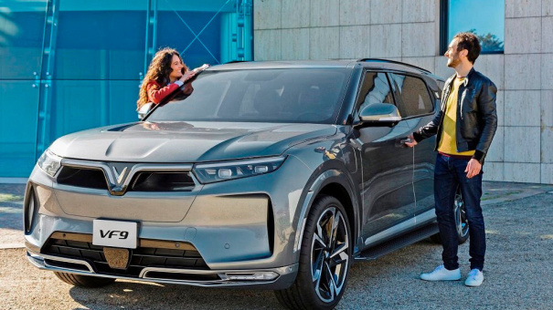 Vinfast nhận đơn hàng bán hơn 2.500 xe VF 8 và VF 9 cho Autonomy