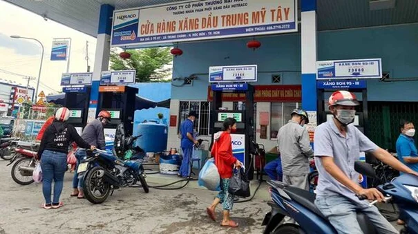 Thị trường xăng dầu ổn định trở lại