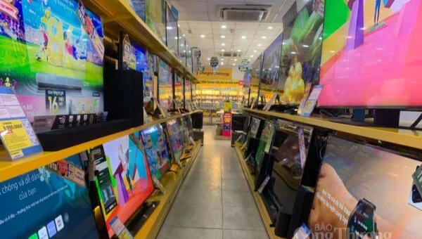 Nhiều sản phẩm tivi giảm 