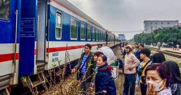 Quy định phí đổi, trả vé tàu Tết mới nhất