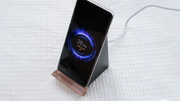 Đây là sạc không dây 100W của Xiaomi: Mua một được ba, giá chưa tới 1 triệu đồng