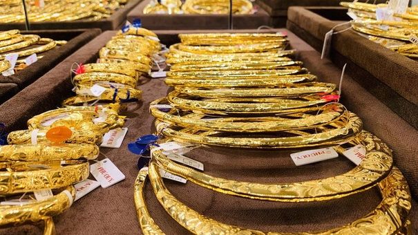 Giá vàng hôm nay 4/11: Nối dài đà giảm