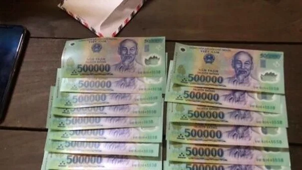 Cảnh báo xuất hiện loại tiền giả nhiều mệnh giá khác nhau