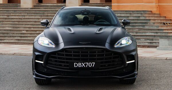 Aston Martin DBX707 giá hơn 21,8 tỉ đồng của ông Đặng Lê Nguyên Vũ về Việt Nam