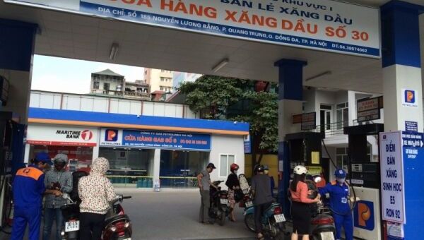 Hà Nội: 96 cửa hàng xăng dầu Petrolimex phục vụ 24/24h từ ngày 8 - 13/11/2022