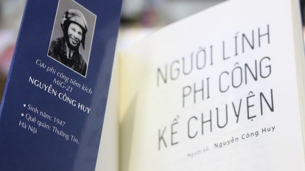 NXB Kim Đồng ra mắt sách kỉ niệm 50 năm chiến thắng Điện Biên Phủ trên không
