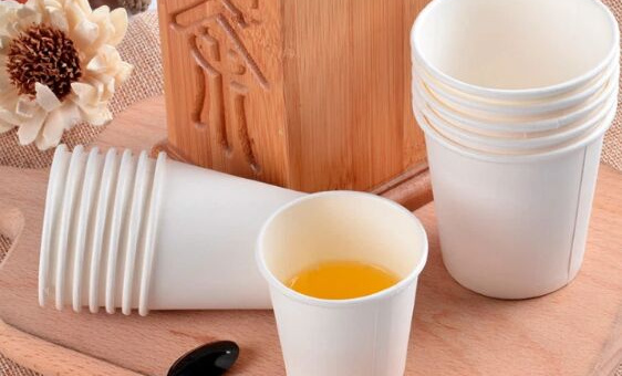 Những loại cốc dùng để uống nước có thể gây nguy hiểm cho người dùng