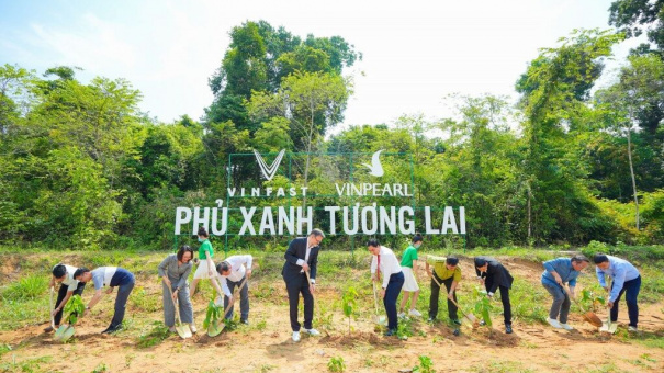 VinFast hưởng ứng chiến dịch “ Một sản phẩm, một cây xanh”