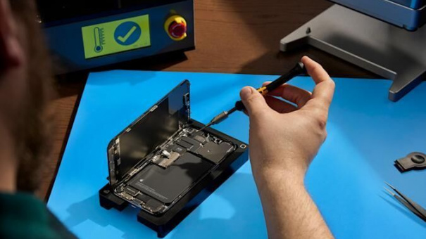 Apple ra mắt cửa hàng sửa chữa tự phục vụ cho Iphone