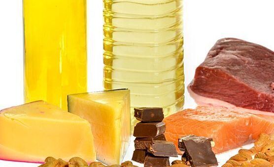 Cảnh báo: Bữa ăn thiếu dầu mỡ làm trẻ chậm lớn, suy dinh dưỡng