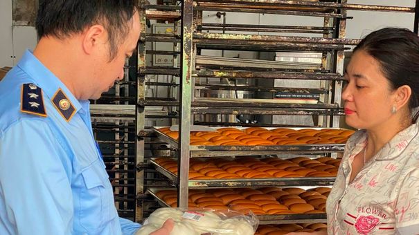 Xử phạt cơ sở sản xuất bánh mỳ, bánh bao không đảm bảo Vệ sinh an toàn thực phẩm tại Nam Định