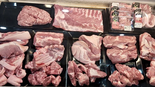 Giá heo hơi hôm nay 10.5.2022: Xuất hiện giá 60.000 đồng/kg