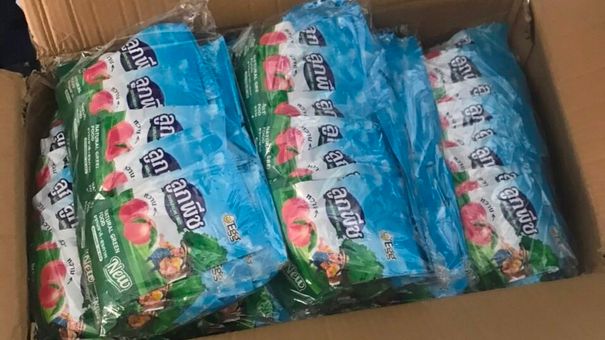 Lào Cai: Phát hiện và thu giữ 18.000 gói ô mai nhập lậu
