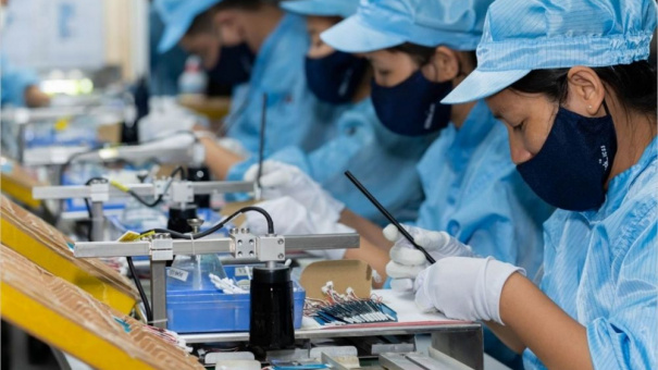 Công Thương qua góc nhìn báo chí ngày 23/5: Nhập khẩu máy vi tính, sản phẩm điện tử tăng mạnh