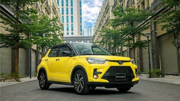 Toyota Việt Nam triệu hồi 191 xe Raize có thể bị sập gầm
