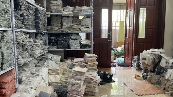 Thái Nguyên: Kiểm tra, xử lý cơ sở kinh doanh online hàng nghìn bộ quần áo trẻ em không rõ xuất xứ