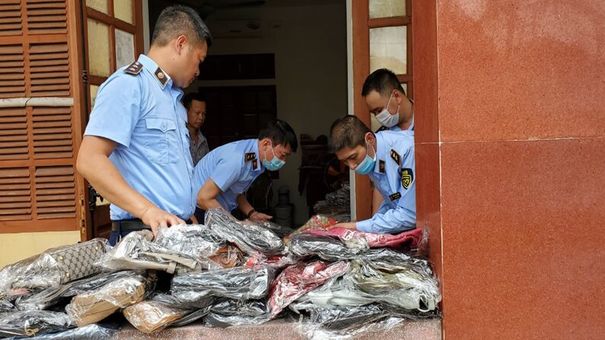 Hơn 700 túi xách không rõ nguồn gốc xuất xứ bị bắt giữ tại Thái Bình