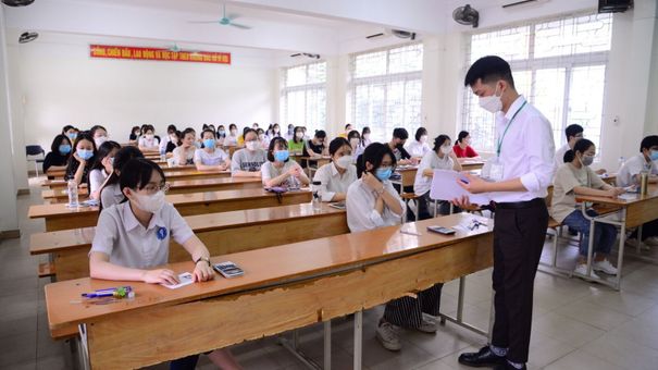 Hà Nội: Trường THPT đầu tiên công bố điểm chuẩn vào lớp 10